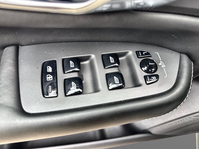 Used 2019 Volvo XC90 T6 Inscription w/ Luxury Package AWD/4WD image 17