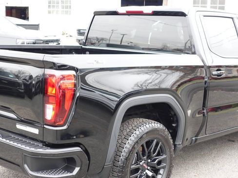 Used 2024 GMC Sierra 1500 Elevation image 11