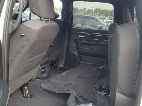 Used 2024 RAM 2500 Big Horn w/ Night Edition image 10