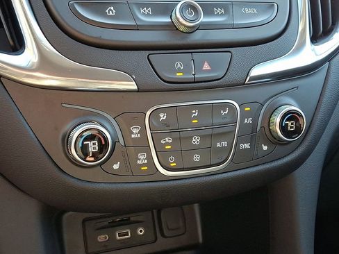 Certified 2024 Chevrolet Equinox LT AWD/4WD image 15