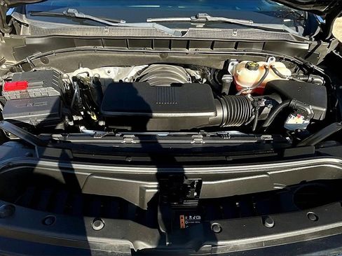 Used 2023 Chevrolet Tahoe Premier image 9