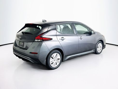 Used 2024 Nissan Leaf S FWD image 9