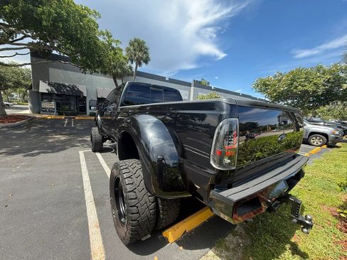Used 2012 Ford F450 Lariat w/ Lariat Ultimate Pkg AWD/4WD image 3