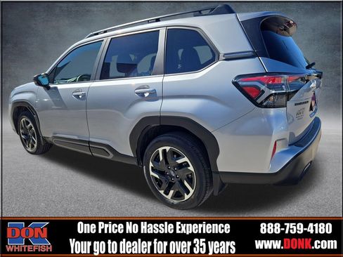 Used 2025 Subaru Forester Limited AWD/4WD image 6