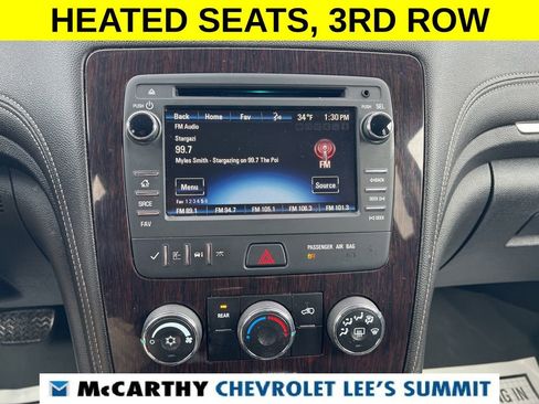 Used 2017 Chevrolet Traverse LT w/ Style and Technology Package image 7