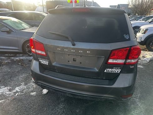 Used 2014 Dodge Journey SXT w/ Flexible Seating Group image 5