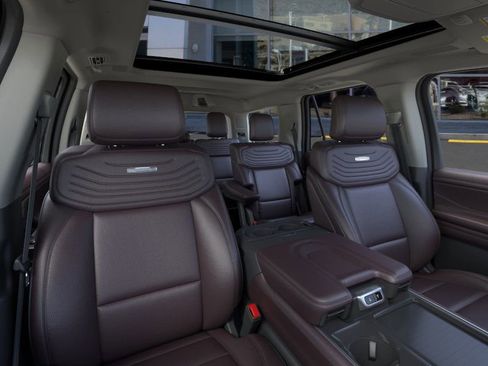 New 2025 Ford Expedition Platinum w/ Platinum Ultimate Package image 11