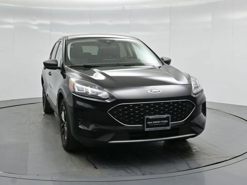 Certified 2022 Ford Escape SE image 54