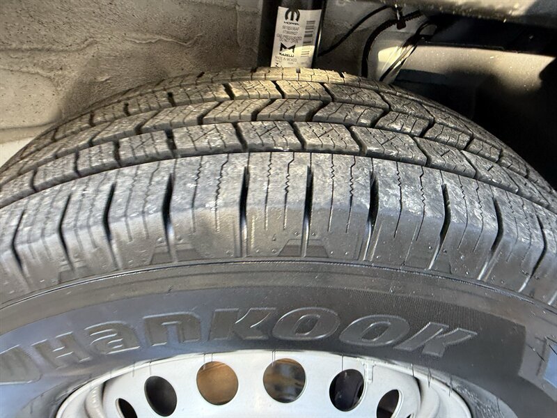 Used 2024 RAM ProMaster 3500 FWD image 39