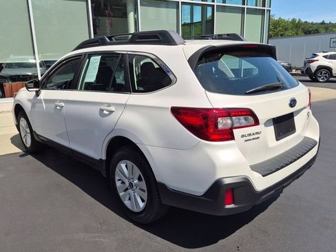 Used 2019 Subaru Outback 2.5i AWD/4WD image 5