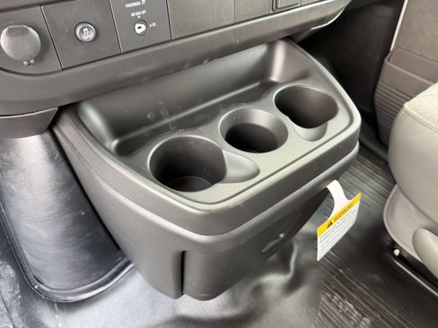 New 2026 Chevrolet Express 3500 Extended RWD image 20
