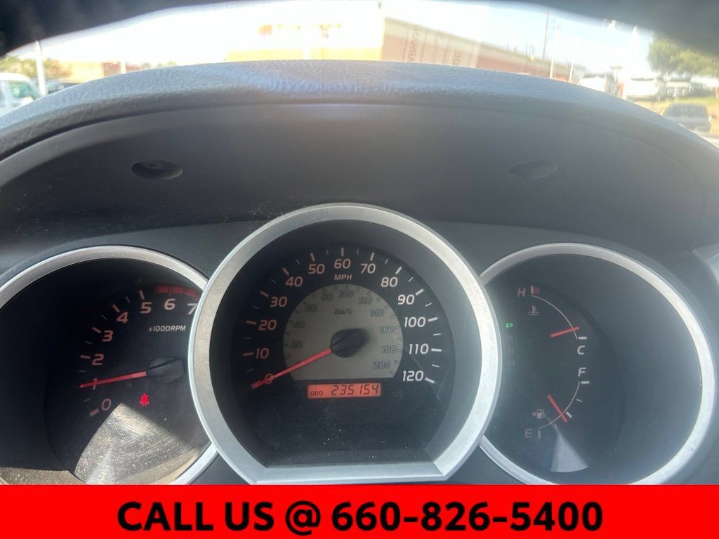 Used 2006 Toyota Tacoma PreRunner w/ SR5 Pkg #2 RWD image 11