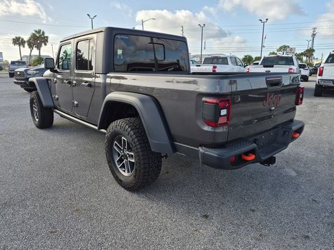 Used 2026 Jeep Gladiator Mojave AWD/4WD image 8