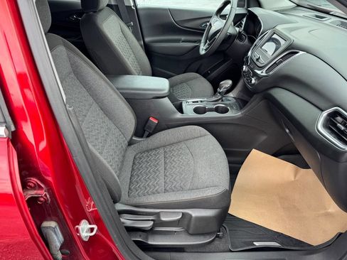 Certified 2022 Chevrolet Equinox LT FWD image 19