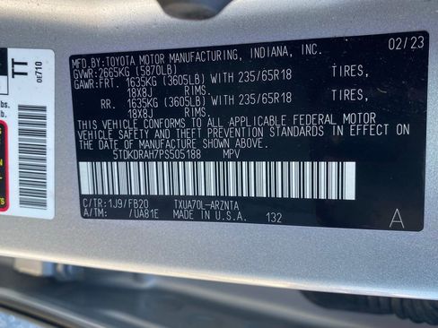 Used 2023 Toyota Highlander LE image 23