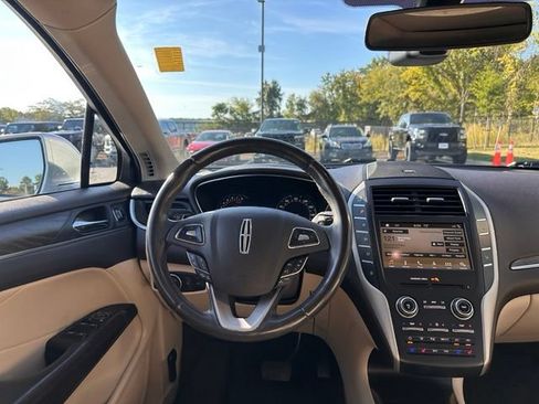 Used 2018 Lincoln MKC Reserve AWD/4WD image 22