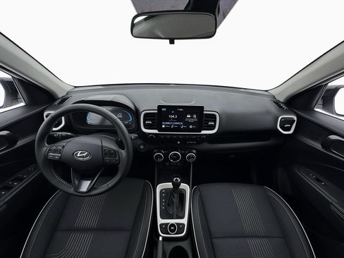 New 2026 Hyundai Venue SEL FWD image 32