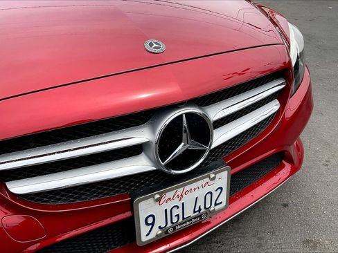 Used 2020 Mercedes-Benz C 300 Sedan w/ Premium Package image 28