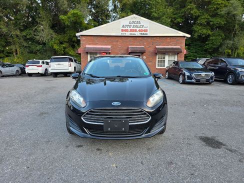 Used 2019 Ford Fiesta SE w/ Cold Weather Package image 2