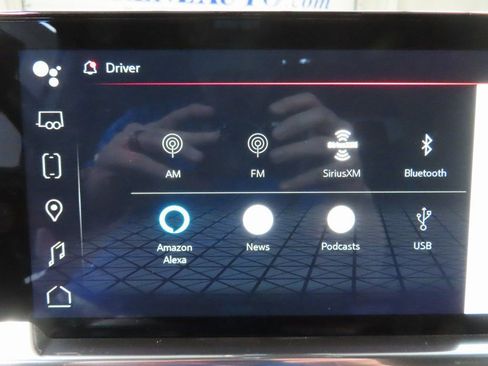 Used 2024 GMC Sierra 1500 SLE w/ X31 Off-Road Package image 16