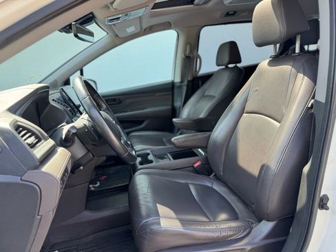 Used 2018 Honda Odyssey Touring image 4