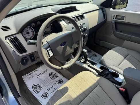 Used 2009 Ford Focus SE FWD image 26