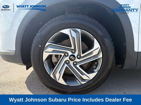 Used 2023 Hyundai Santa Fe SEL FWD image 3