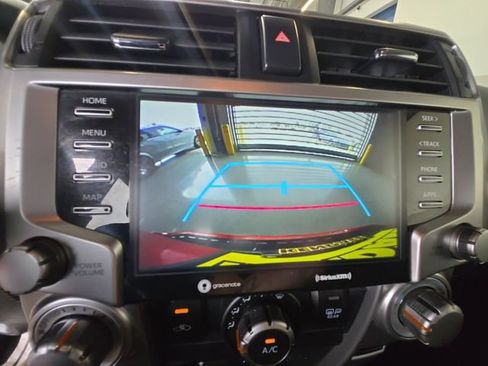 Used 2022 Toyota 4Runner SR5 AWD/4WD image 16