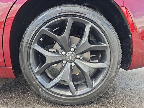 Used 2022 Chrysler 300 Touring L w/ Comfort Group image 32