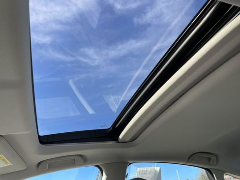 Used 2018 Honda Civic EX image 25