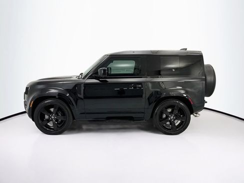 Used 2024 Land Rover Defender 90 V8 AWD/4WD image 2