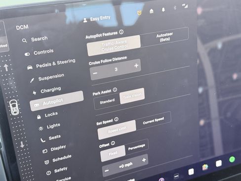 Used 2023 Tesla Model X image 92