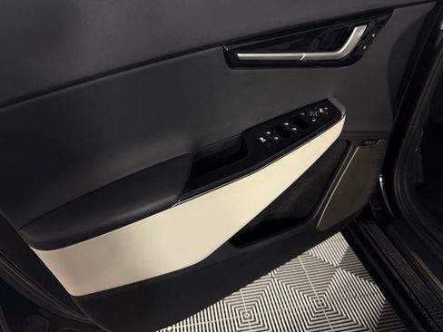 Used 2023 Kia EV6 GT-Line w/ GT-Line White Seat Package image 23