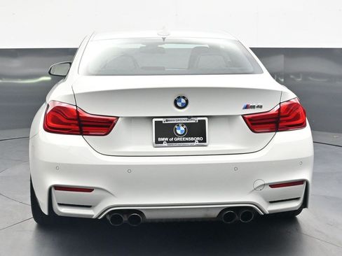 Used 2018 BMW M4 Coupe RWD image 5