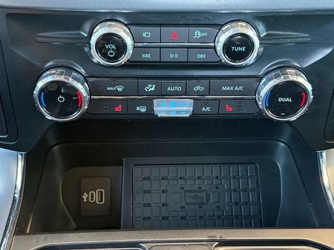 Used 2025 Ford F150 XLT w/ Equipment Group 302A MID image 30