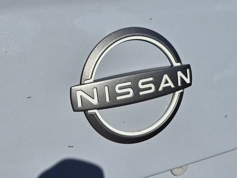 Used 2024 Nissan Versa SV FWD image 16