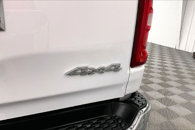 Used 2025 RAM 1500 Big Horn AWD/4WD image 9