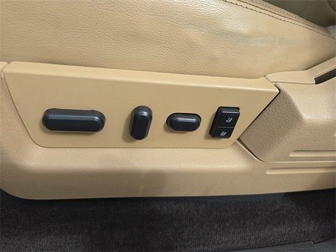 Used 2014 Ford F150 Lariat w/ Equipment Group 502A Luxury image 29