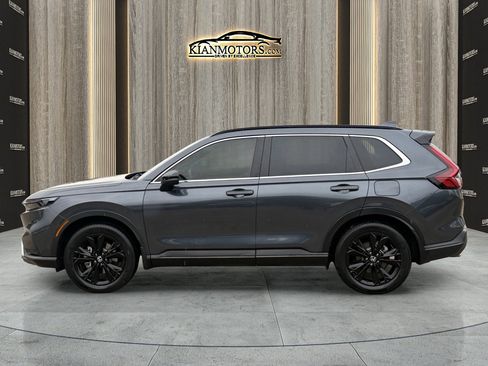 Used 2024 Honda CR-V Sport Touring image 4