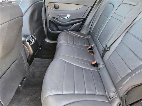 Used 2021 Mercedes-Benz GLC 300 GLC 300 image 17