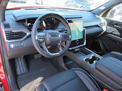 Used 2024 GMC Acadia Denali w/ Super Cruise Package image 14