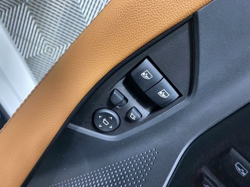 New 2026 BMW M240i xDrive Coupe image 7