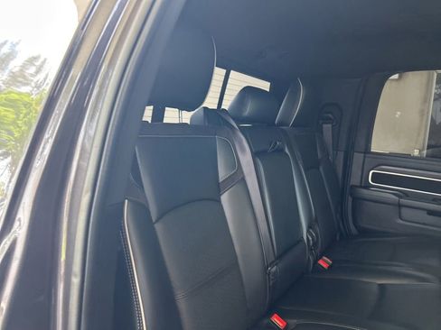 Used 2025 RAM 3500 Laramie AWD/4WD image 32