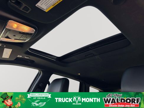 Used 2022 Jeep Grand Cherokee Laredo X image 8