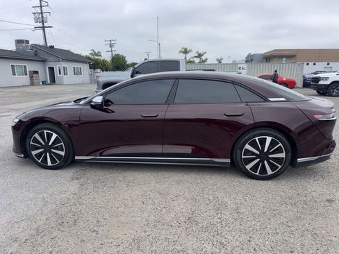 Used 2024 Lucid Air Grand Touring image 8