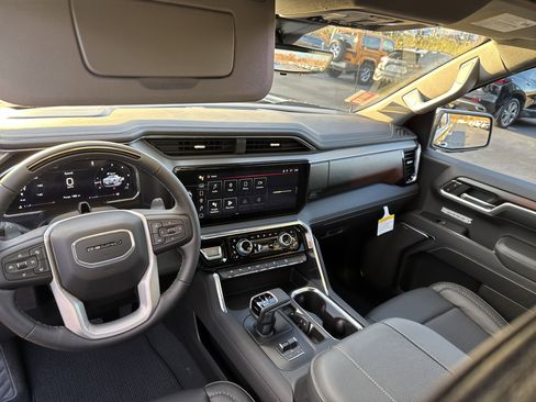 New 2026 GMC Sierra 1500 Denali w/ Technology Package image 14