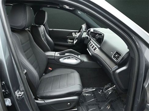 Used 2023 Mercedes-Benz GLE 450 4MATIC w/ AMG Line Exterior image 21