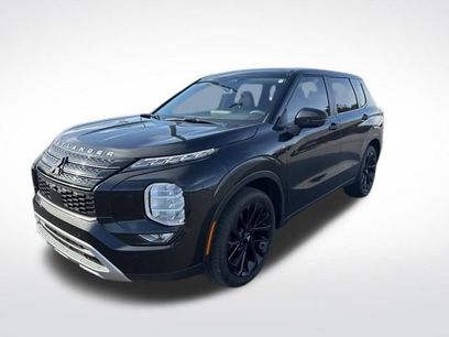 Used 2024 Mitsubishi Outlander SE Black Edition