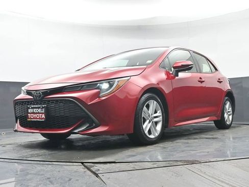 Used 2021 Toyota Corolla SE w/ SE Preferred Package image 27