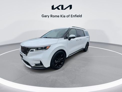 Used 2024 Kia Carnival SX Prestige image 4